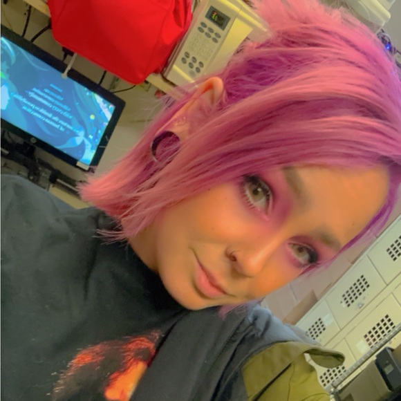 Meet your Posher, C - Picture 2 of 3